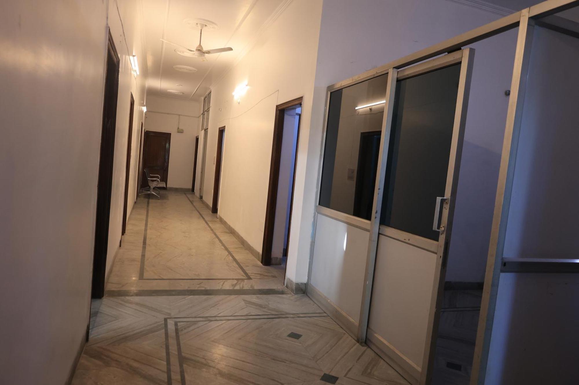 فندق Anmol Residency دهرادون المظهر الخارجي الصورة